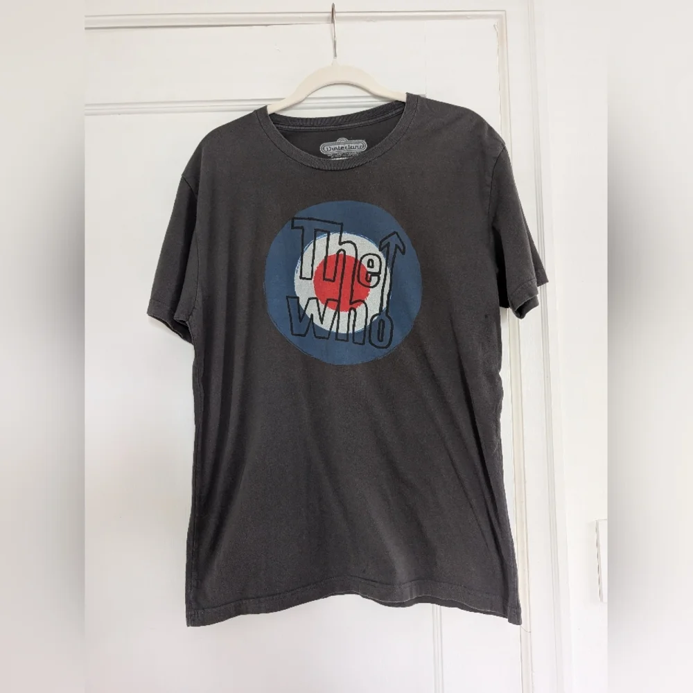 The Who Classic Rock Graphic Tee - Black/Grey Print - Picture 2 of 4